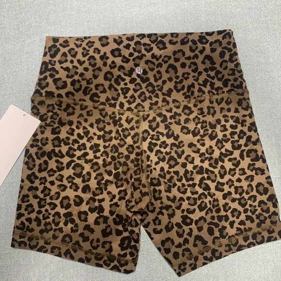 Lululemon NWT lululemon Align No Lin High-Rise Short 6 size 10 True Leopard Mul